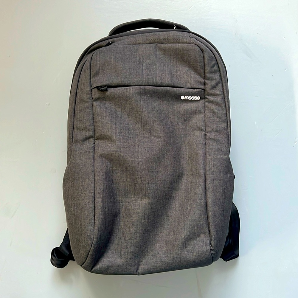 Incase Icon Slim laptop backpack